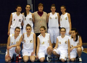 Basketboll-femra-Studenti--ekip-Mitku-Fredi