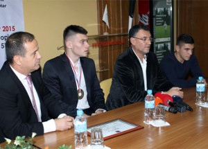 Boks-Jurgen-Uldedaj-Bezhani-Leqejza