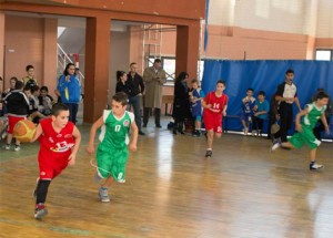 Basketboll-U-10-U-12-loje-2014