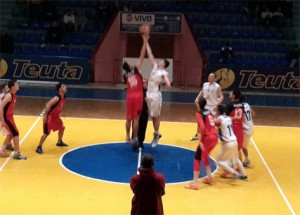 Basketboll-U-20-Teuta-starti