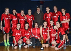 Basketboll-Femra-Flamurtari-Superkupa-2015-ekip