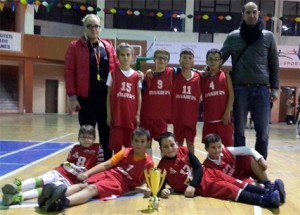 Basketboll-U-10-Invaders-ekip-trofeu