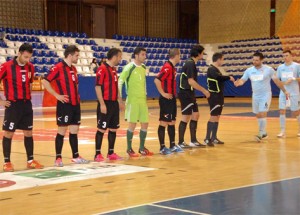 Minifutboll-Flamurtari-handshake-2015