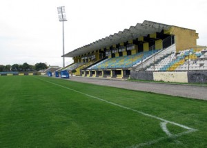 Stadiumi-Besa-Kavaje--tribuna