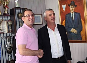 Tirana-Muca-Halili-handshake