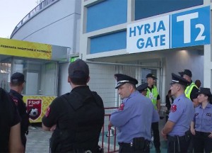 Elbasan-Arena-policia-T2-hyrja