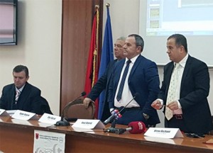 Peshengritje-Elez-Gjoza-Gudar-Beqiraj-Viron-Bezhani-me-kembe-2016