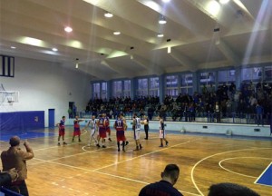 Basketboll-Meshkuj-Tirana-Vllaznia-2016-salla