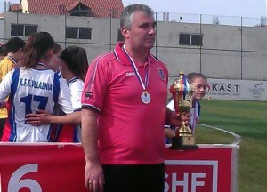 Futboll-Femra-Vllaznia-kupa-2016-trofeu-Leka