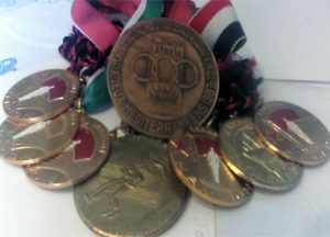 lumturi-hoxha-medaljet